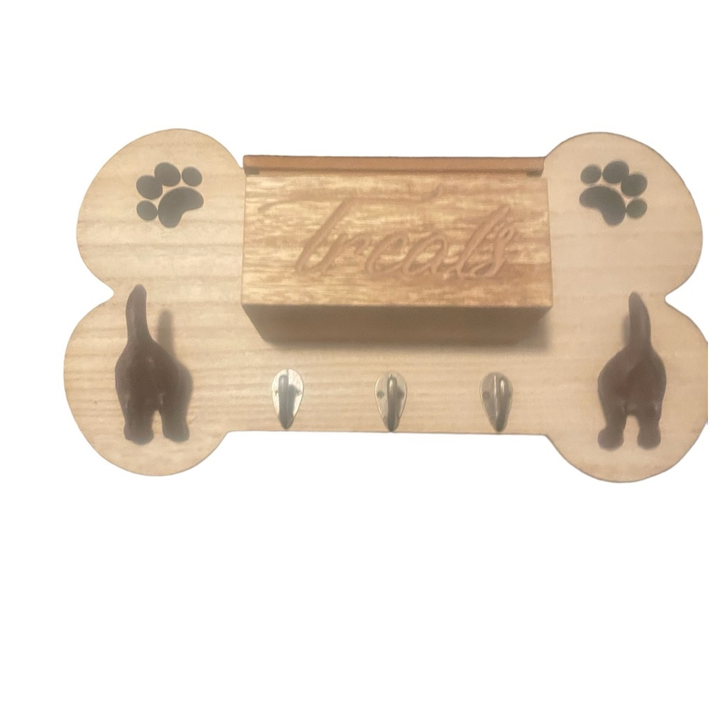 NWOT treat and leash/cost holder